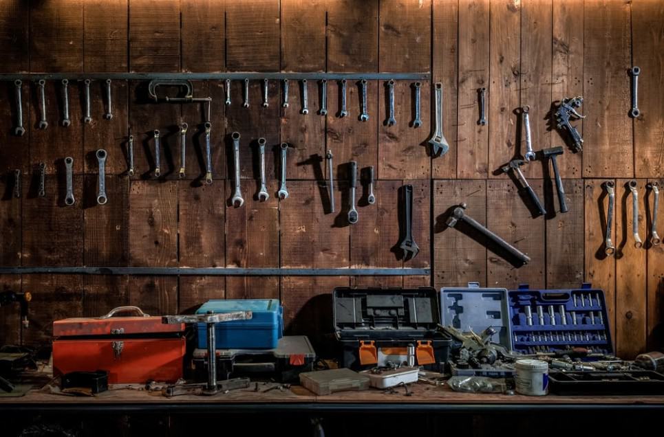 How to Organize a Garage Without Going Nuts